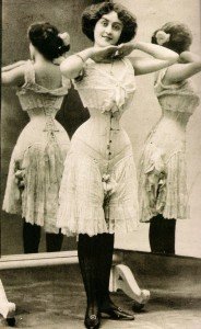 dd7b1ae9dd1525fbb95608950e98b078--vintage-corset-victorian-corset